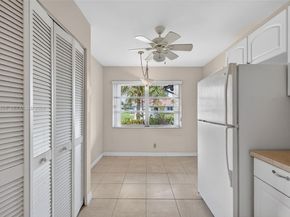 10424 NW 70th Ct, Tamarac FL 33321