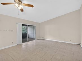 10424 NW 70th Ct, Tamarac FL 33321