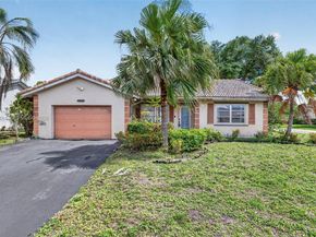 10424 NW 70th Ct, Tamarac FL 33321