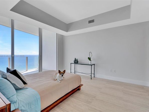 525 N Fort Lauderdale Beach Blvd 802, Fort Lauderdale FL 33304