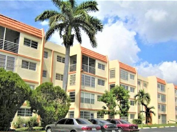 2451 NW 41st Ave 302, Lauderhill FL 33313