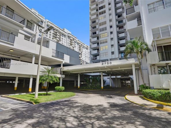 2750 NE 183rd St 2412, Aventura FL 33160