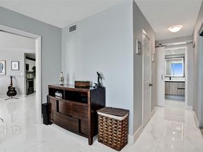 2750 NE 183rd St 2412, Aventura FL 33160