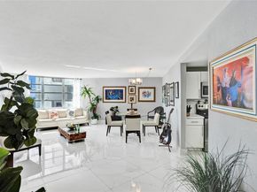 2750 NE 183rd St 2412, Aventura FL 33160