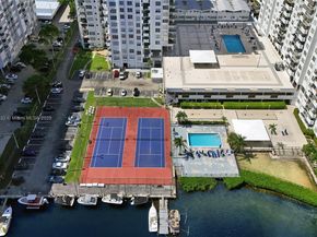 2750 NE 183rd St 2412, Aventura FL 33160