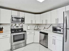 2750 NE 183rd St 2412, Aventura FL 33160