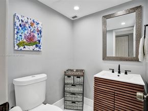 2750 NE 183rd St 2412, Aventura FL 33160