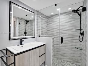 2750 NE 183rd St 2412, Aventura FL 33160