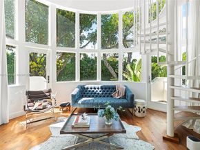 2701 N Bay Rd, Miami Beach FL 33140