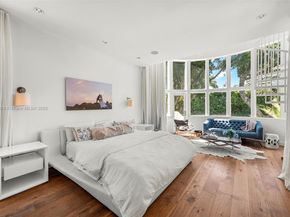 2701 N Bay Rd, Miami Beach FL 33140