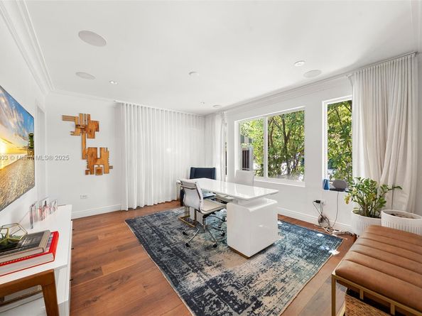 2701 N Bay Rd, Miami Beach FL 33140