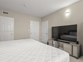 230 SW 117th Ter 11108, Pembroke Pines FL 33025