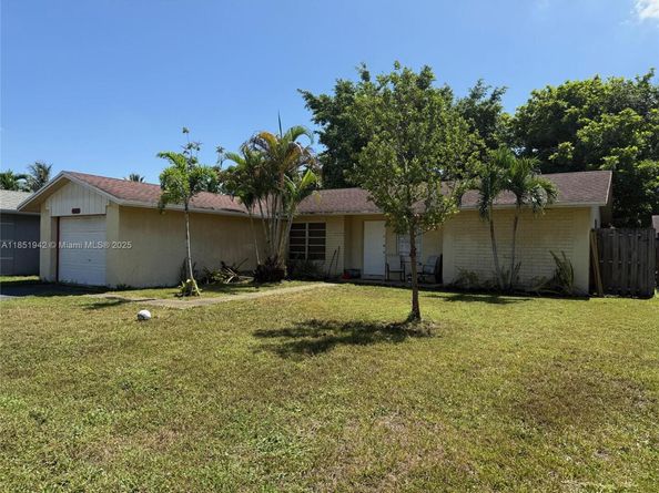 4020 NW 93rd Way, Sunrise FL 33351