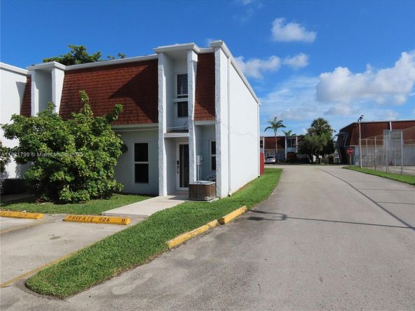 606 NW 107th Ave 11B, Miami FL 33172