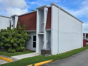 606 NW 107th Ave 11B, Miami FL 33172