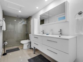 2301 Collins Ave. 727, Miami Beach FL 33139