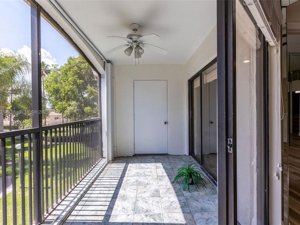 15865 SW 6th Pl 201, Pembroke Pines FL 33027