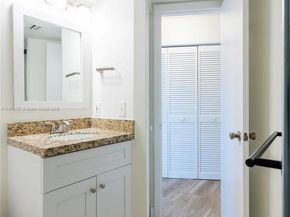 15865 SW 6th Pl 201, Pembroke Pines FL 33027