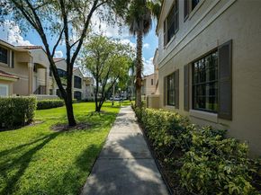 15865 SW 6th Pl 201, Pembroke Pines FL 33027