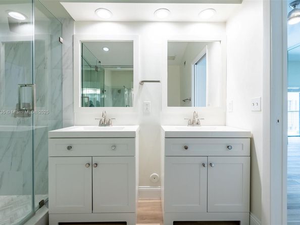 15865 SW 6th Pl 201, Pembroke Pines FL 33027