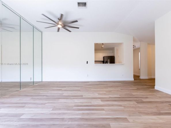 15865 SW 6th Pl 201, Pembroke Pines FL 33027