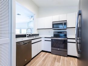 15865 SW 6th Pl 201, Pembroke Pines FL 33027