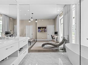 650 NE 32nd St BH6, Miami FL 33137