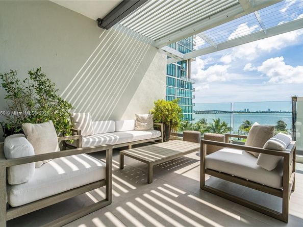 650 NE 32nd St BH6, Miami FL 33137