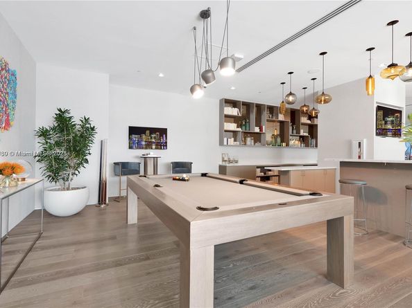 650 NE 32nd St BH6, Miami FL 33137