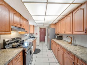 741 SW 2nd Ct, Hallandale Beach FL 33009