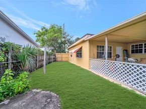 741 SW 2nd Ct, Hallandale Beach FL 33009