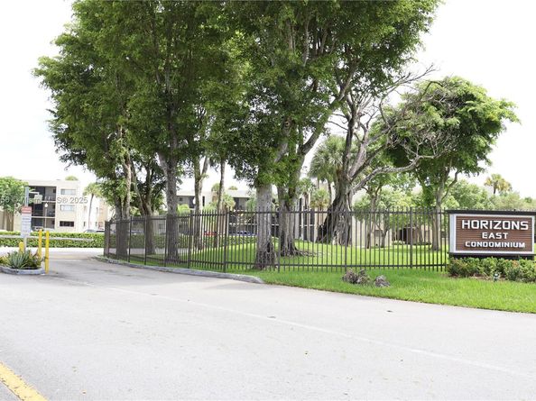 8025 SW 107th Ave 222, Miami FL 33173