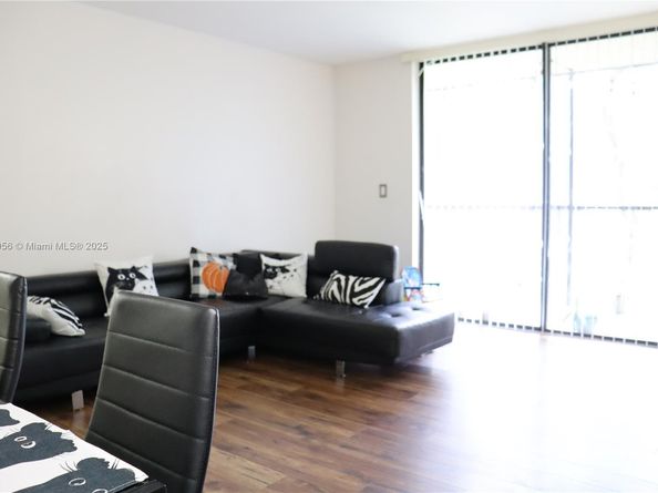 8025 SW 107th Ave 222, Miami FL 33173