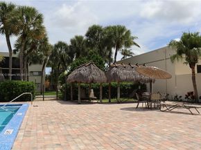 8025 SW 107th Ave 222, Miami FL 33173