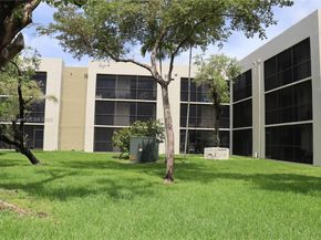 8025 SW 107th Ave 222, Miami FL 33173