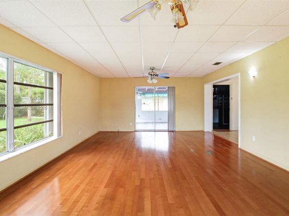 16120 SW 104th Ave, Miami FL 33157