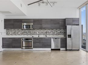 151 SE 1st St 3202, Miami FL 33131