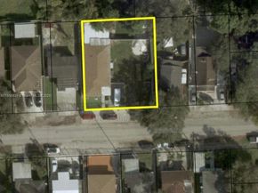 3139 NW 45th St, Miami FL 33142