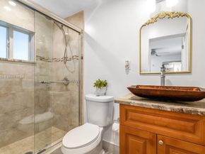 3139 NW 45th St, Miami FL 33142