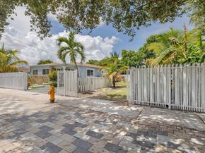 3139 NW 45th St, Miami FL 33142
