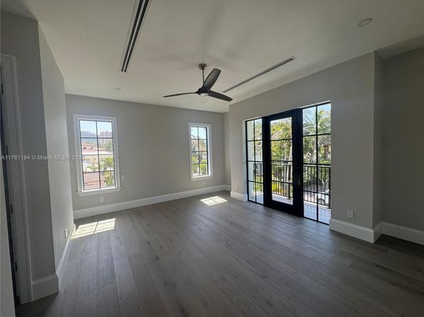 2605 Castilla Isle, Fort Lauderdale FL 33301