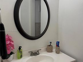 575 W 69th St 205, Hialeah FL 33014
