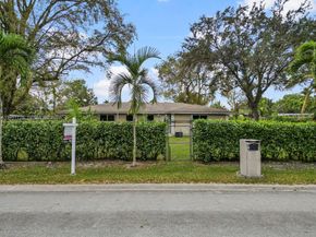 12570 SW 45th St, Miami FL 33175