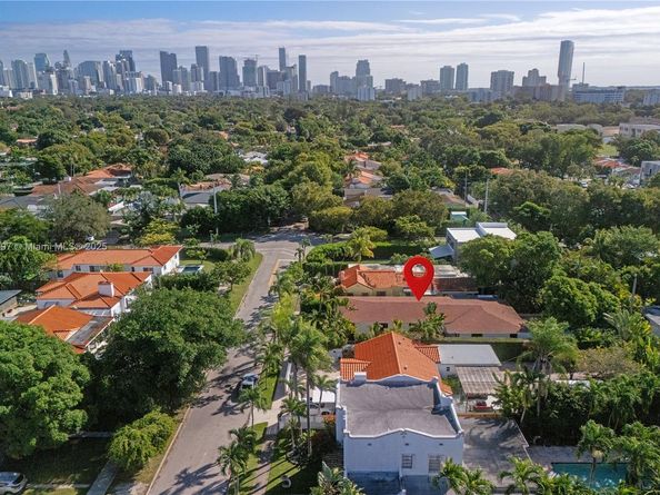 1618 SW 18th St, Miami FL 33145