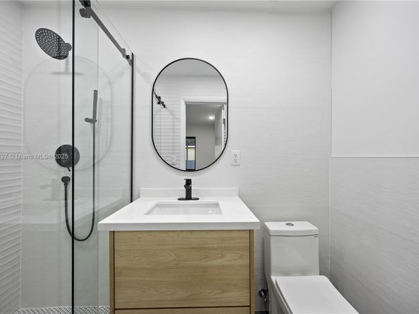 1618 SW 18th St, Miami FL 33145