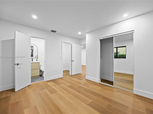 1618 SW 18th St, Miami FL 33145