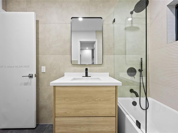 1618 SW 18th St, Miami FL 33145