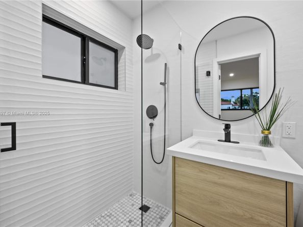 1618 SW 18th St, Miami FL 33145