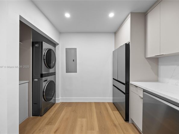 1618 SW 18th St, Miami FL 33145