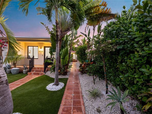 1618 SW 18th St, Miami FL 33145